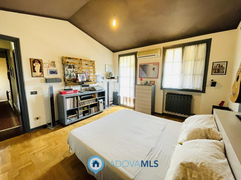 Immagine 7 di Villa in vendita  in via cucchetti 74 a Noventa Padovana