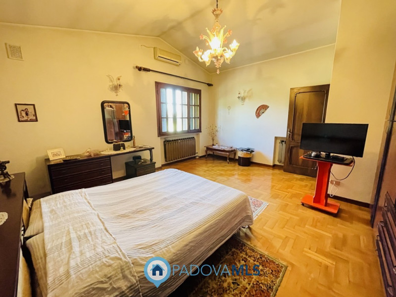 Immagine 14 di Villa in vendita  in via cucchetti 74 a Noventa Padovana