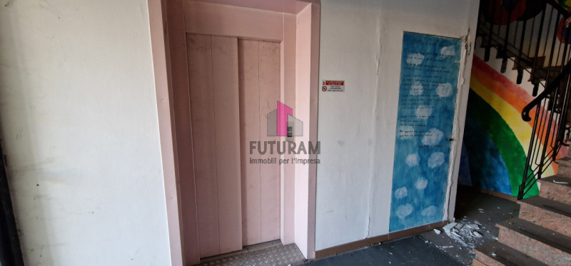 Immagine 2 di Ufficio in affitto  in VIA ROMA a Montecchio Maggiore