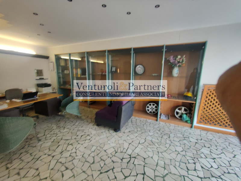 Immagine 3 di Capannone industriale in vendita  in via andre gosa a Gavardo