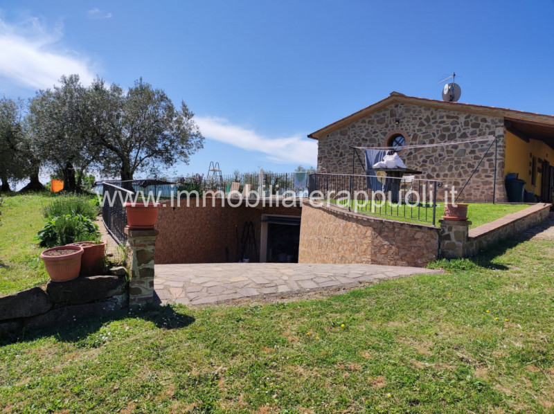 Immagine 3 di Casa indipendente in vendita  a Sinalunga