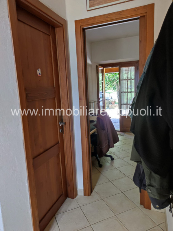 Immagine 12 di Casa indipendente in vendita  a Sinalunga
