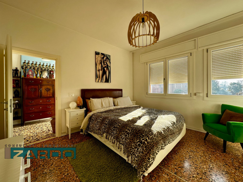 Immagine 12 di Casa bifamiliare in vendita  a Castelfranco Veneto