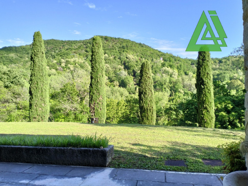 Immagine 8 di Villa in vendita  a Asolo