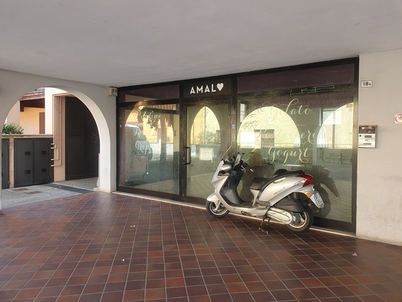 Immagine 4 di Negozio in vendita  in Via Borgosatollo 18/B a Montirone