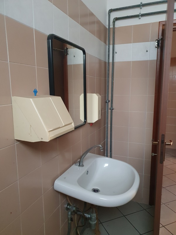 Immagine 12 di Negozio in vendita  in Via Borgosatollo 18/B a Montirone