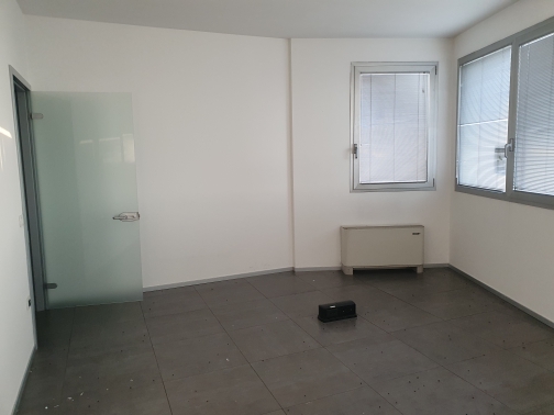 Immagine 12 di Ufficio in vendita  in Viale Sant'Eufemia 34 a Brescia