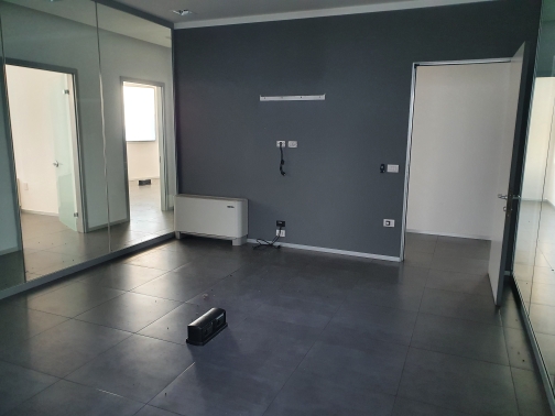 Immagine 14 di Ufficio in vendita  in Viale Sant'Eufemia 34 a Brescia