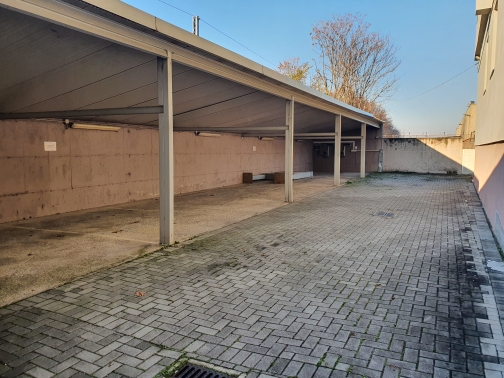 Immagine 18 di Ufficio in vendita  in Viale Sant'Eufemia 34 a Brescia