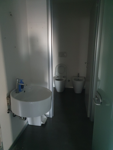 Immagine 19 di Ufficio in vendita  in Viale Sant'Eufemia 34 a Brescia