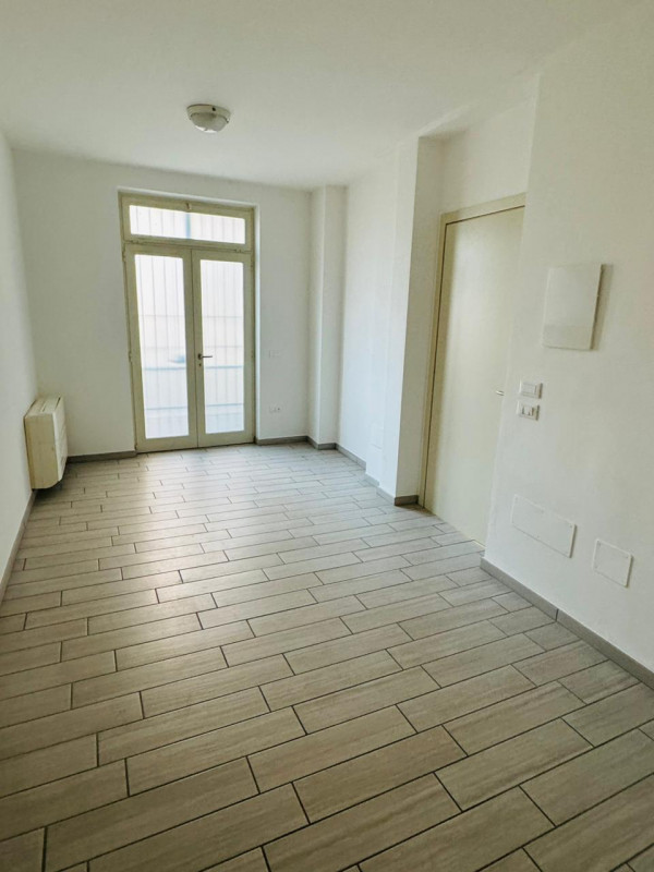 Immagine 7 di Negozio in vendita  in PIAZZA SAN SOLVESTRO, 2 a Calvisano