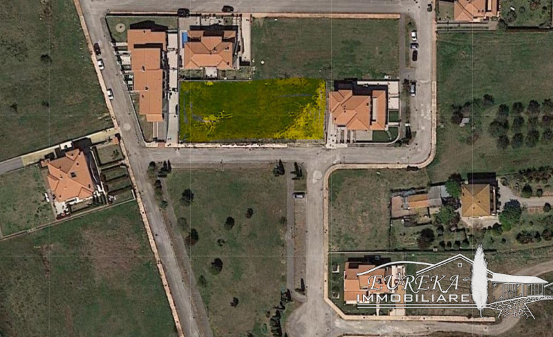 Immagine 7 di Terreno in vendita  in VIA ROMA 152 a Castiglione Del Lago