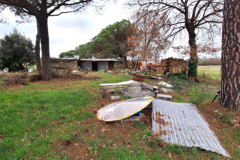 Immagine 6 di Negozio in vendita  in Loc. Sant'Eraclio, Via Cupa, N. snc a Foligno