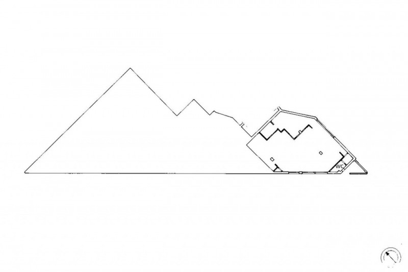 Immagine 15 di Negozio in vendita  in Loc. Sant'Eraclio, Via Cupa, N. snc a Foligno