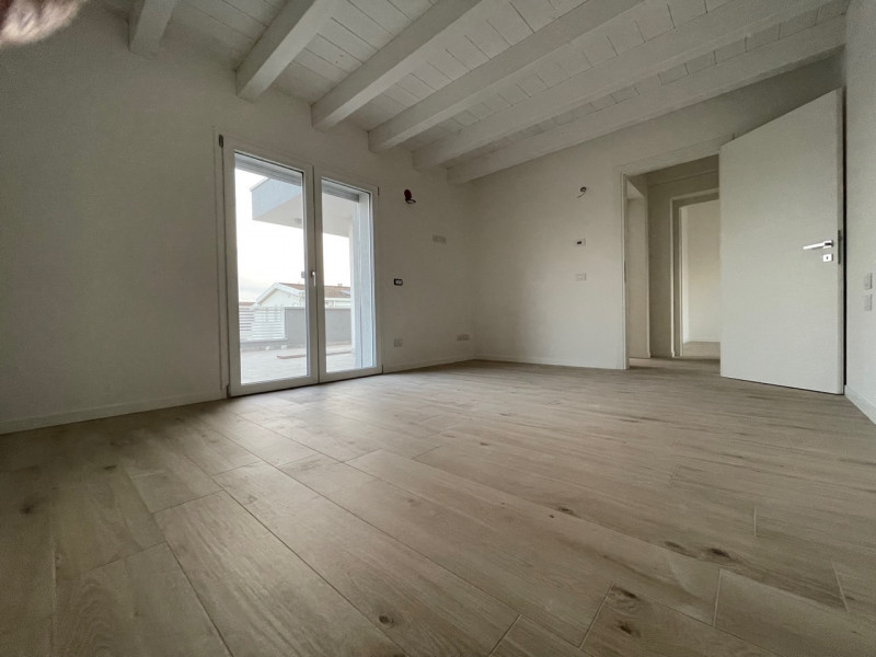 Immagine 39 di Appartamento in vendita  a Rubano