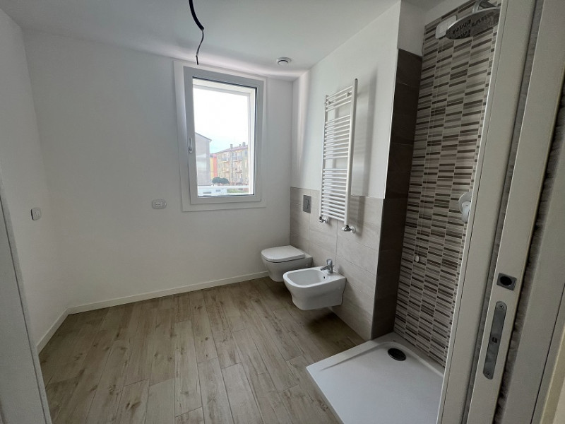 Immagine 9 di Appartamento in vendita  in Via Amendola a Chioggia