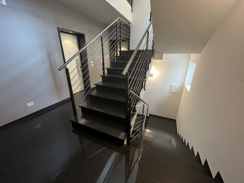 Immagine 10 di Appartamento in vendita  in Via Amendola a Chioggia