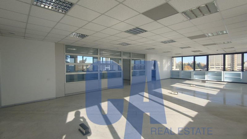 Immagine 3 di Ufficio in affitto  in VIA GIOVANNI GENTILE a Milano
