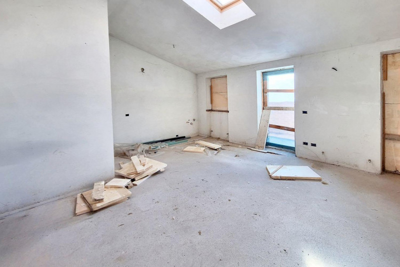 Immagine 2 di Posto auto in vendita  in Via di Casalotti, N. 53 a Roma