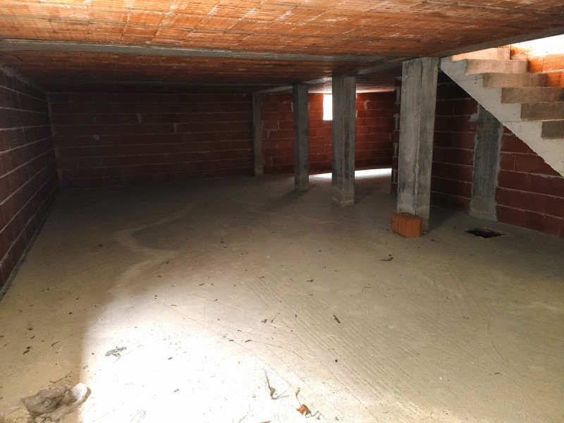 Immagine 21 di Casa bifamiliare in vendita  a Montegrotto Terme