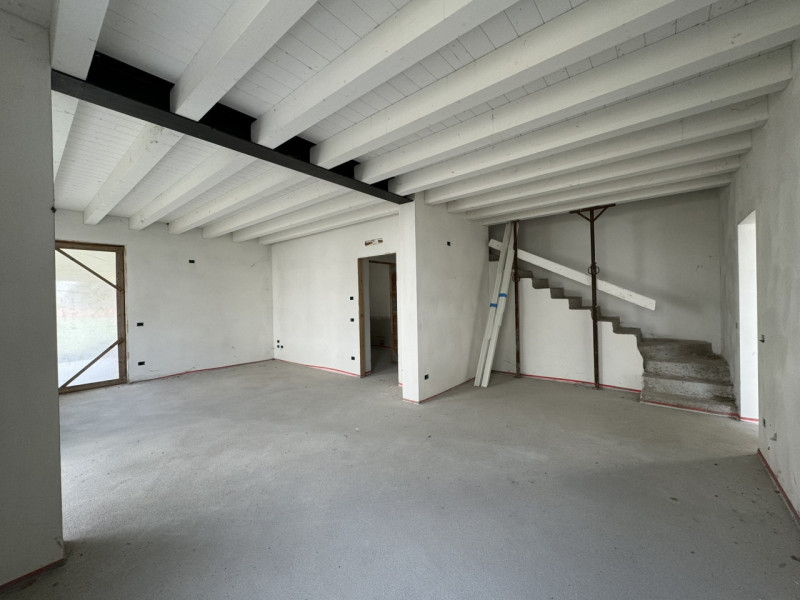 Immagine 10 di Casa trifamiliare in vendita  in Via Don Pietro Garbin a Borgo Veneto