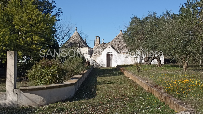 Immagine 1 di Rustico / casale in vendita  in JOGAJ a Ostuni