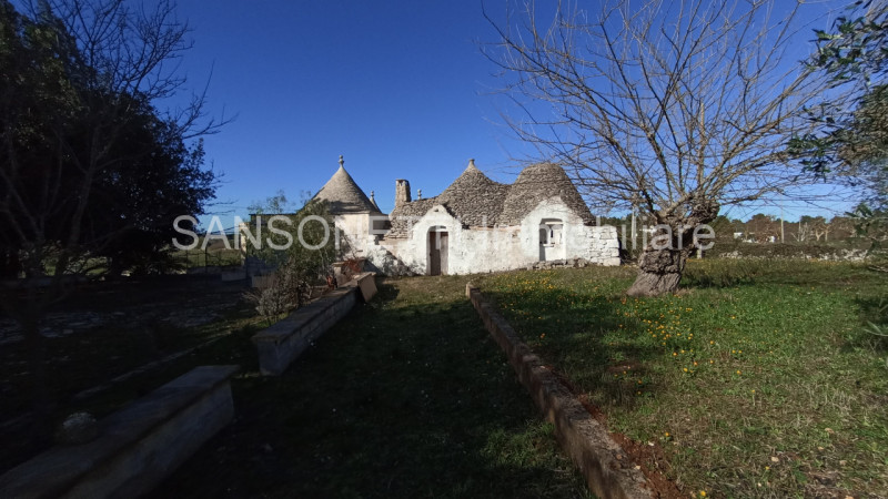 Immagine 2 di Rustico / casale in vendita  in JOGAJ a Ostuni