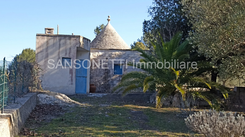 Immagine 10 di Rustico / casale in vendita  in JOGAJ a Ostuni