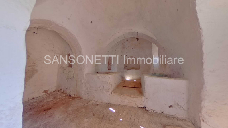 Immagine 15 di Rustico / casale in vendita  in JOGAJ a Ostuni