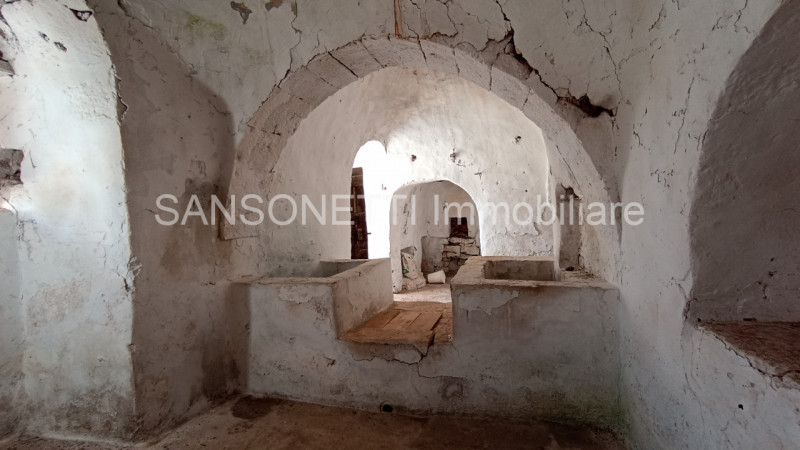Immagine 18 di Rustico / casale in vendita  in JOGAJ a Ostuni