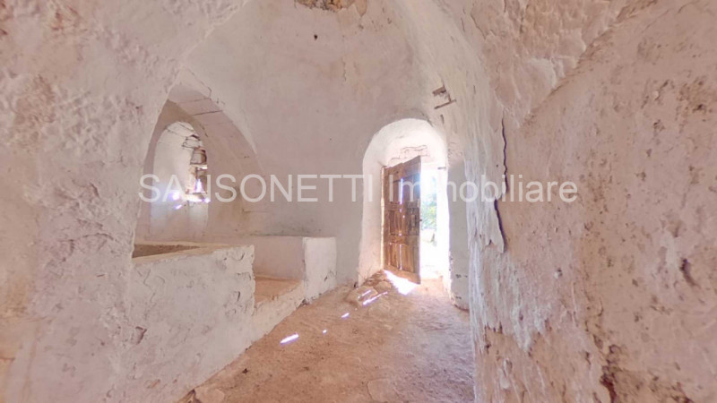 Immagine 20 di Rustico / casale in vendita  in JOGAJ a Ostuni