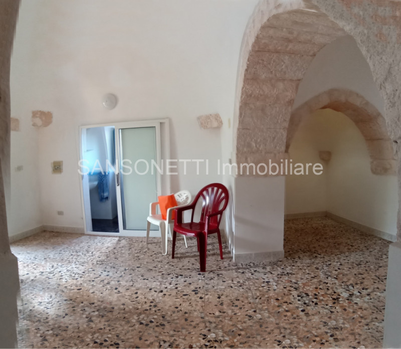Immagine 23 di Rustico / casale in vendita  in JOGAJ a Ostuni
