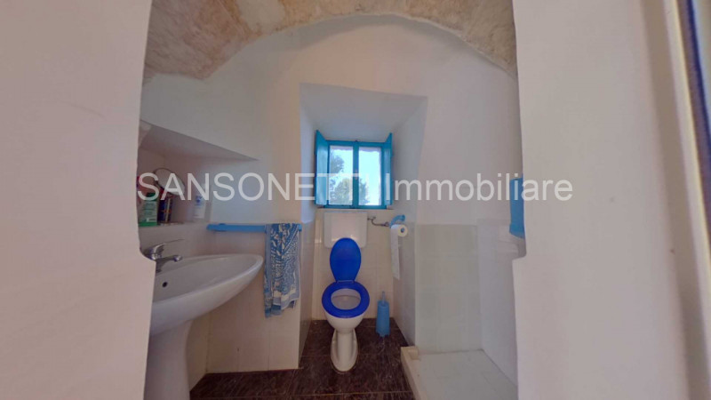 Immagine 28 di Rustico / casale in vendita  in JOGAJ a Ostuni