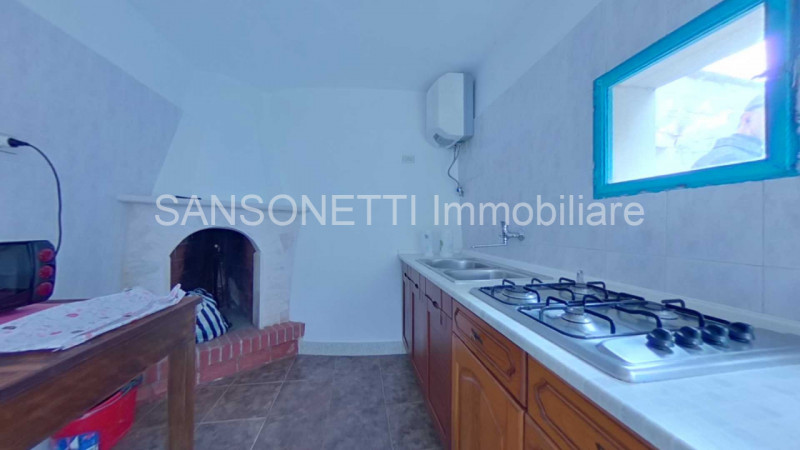 Immagine 30 di Rustico / casale in vendita  in JOGAJ a Ostuni