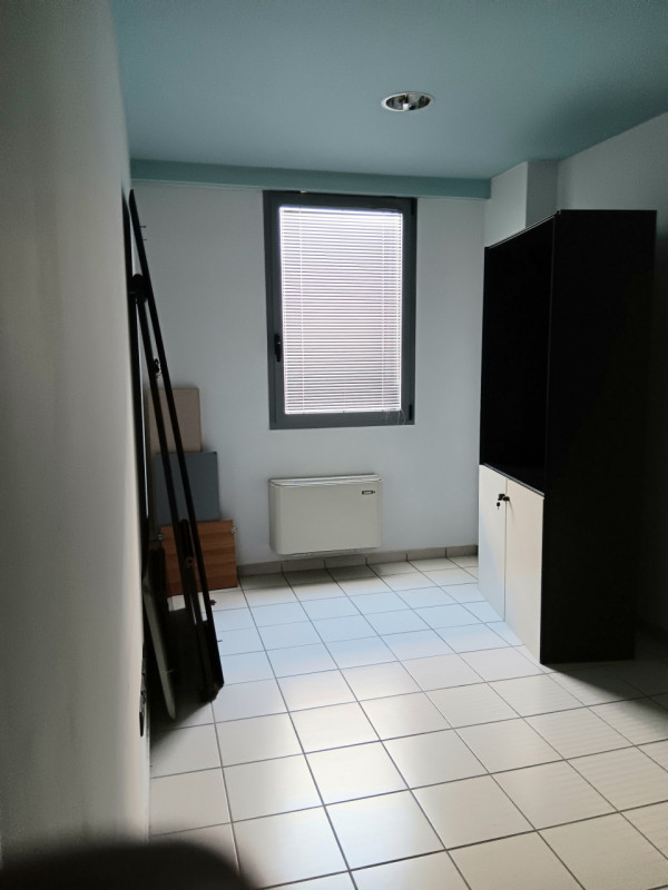 Immagine 14 di Ufficio in vendita  a Padova