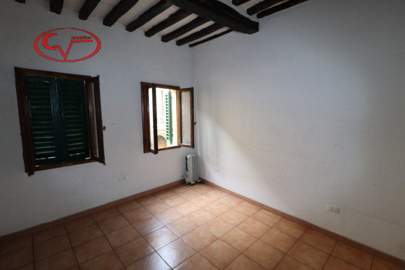 Immagine 9 di Appartamento in vendita  in via Roma a Montevarchi