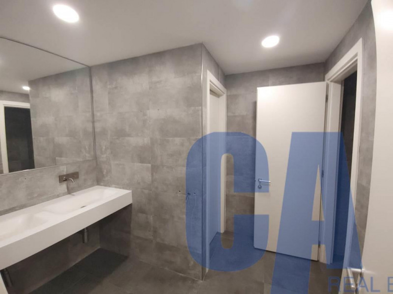 Immagine 4 di Ufficio in affitto  in VIA COPERNICO a Milano