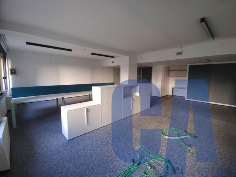 Immagine 9 di Ufficio in affitto  in VIA COPERNICO a Milano