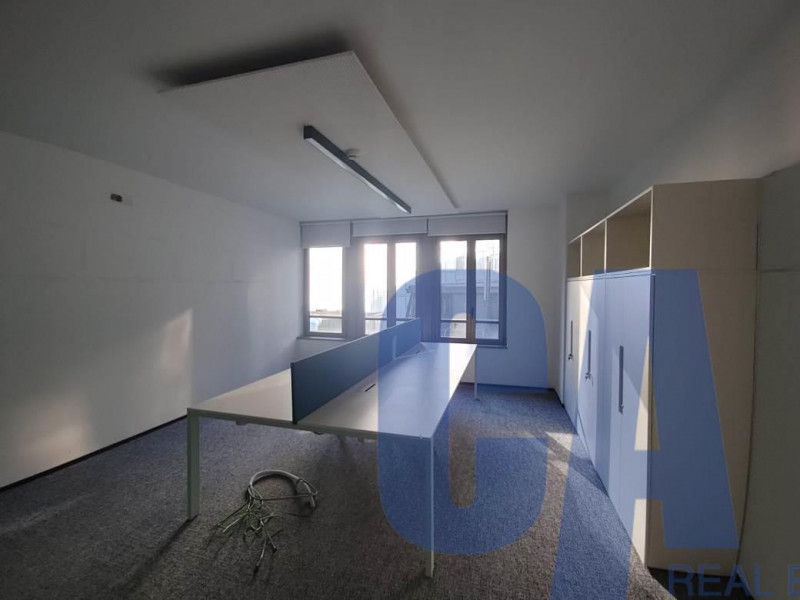 Immagine 17 di Ufficio in affitto  in VIA COPERNICO a Milano