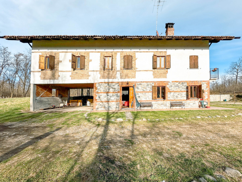 Immagine 5 di Casa indipendente in vendita  in Cascina Lama a Lenta