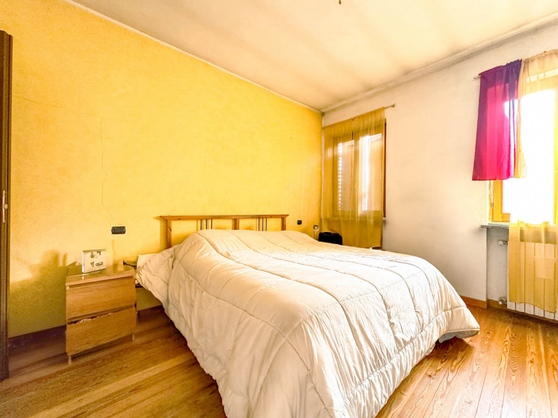 Immagine 17 di Casa indipendente in vendita  in Cascina Lama a Lenta