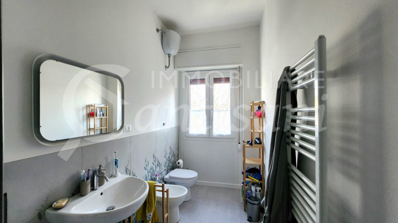 Immagine 8 di Camera in affitto  in via villa demidoff a Firenze