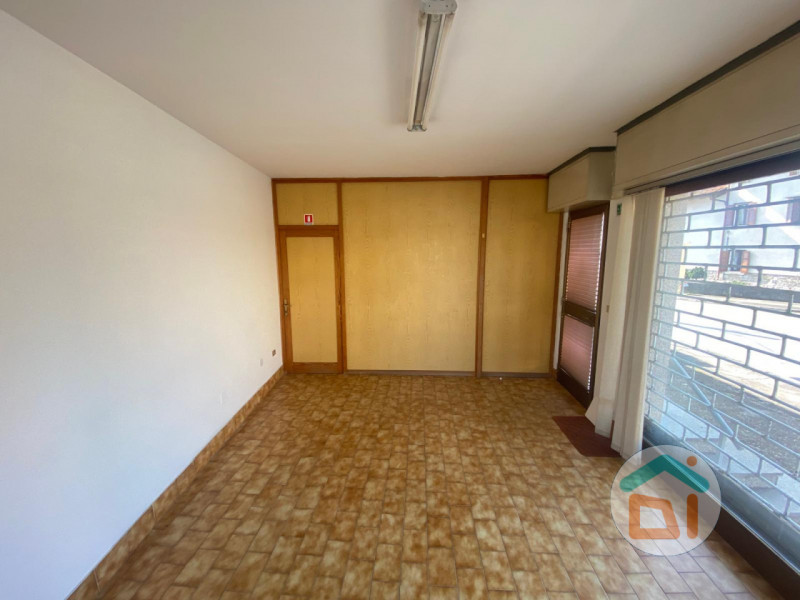 Immagine 7 di Attività commerciale in vendita  in Viale Venezia Giulia a Cormons