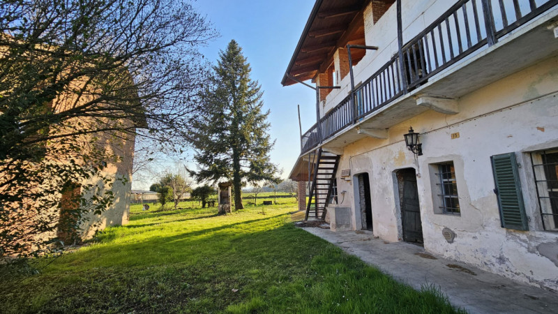 Immagine 2 di Rustico / casale in vendita  in Borgata Bussi Inferiore a Rivara