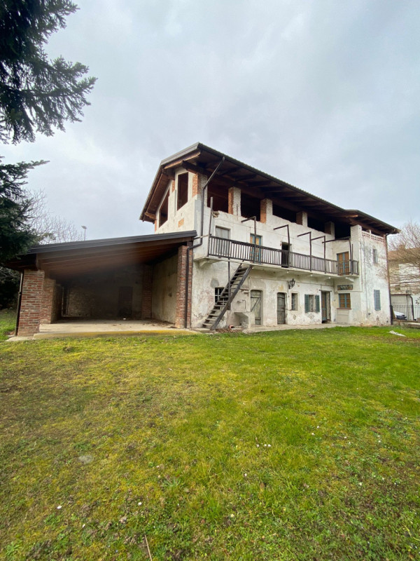 Immagine 9 di Rustico / casale in vendita  in Borgata Bussi Inferiore a Rivara