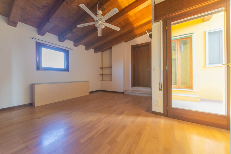 Immagine 12 di Villetta a schiera in vendita  in Quinto Vicentino a Quinto Vicentino