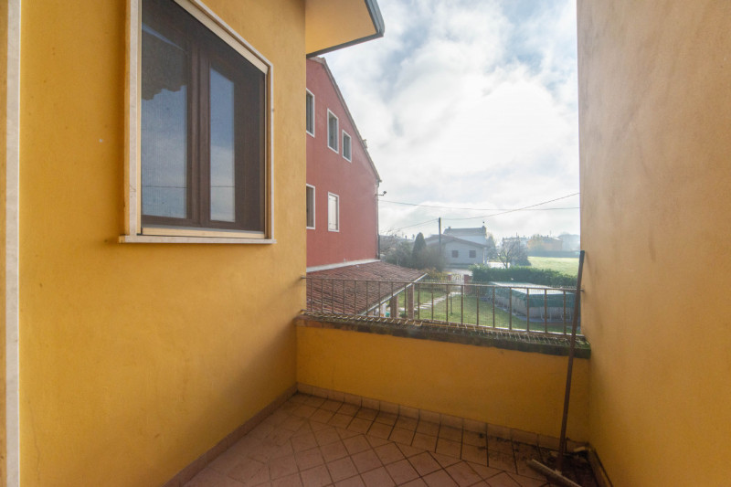 Immagine 15 di Villetta a schiera in vendita  in Quinto Vicentino a Quinto Vicentino