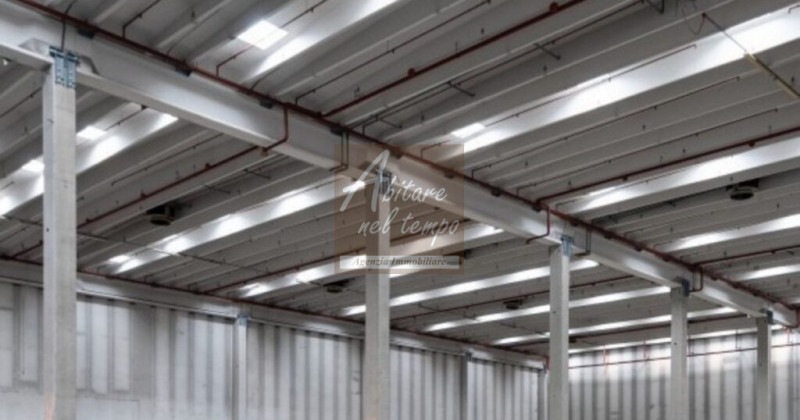 Immagine 2 di Capannone industriale in vendita  a Bassano Del Grappa