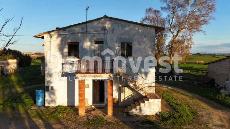 Immagine 2 di Rustico / casale in vendita  in STRADA PROVINCIALE PESCIA ROMANA a Capalbio
