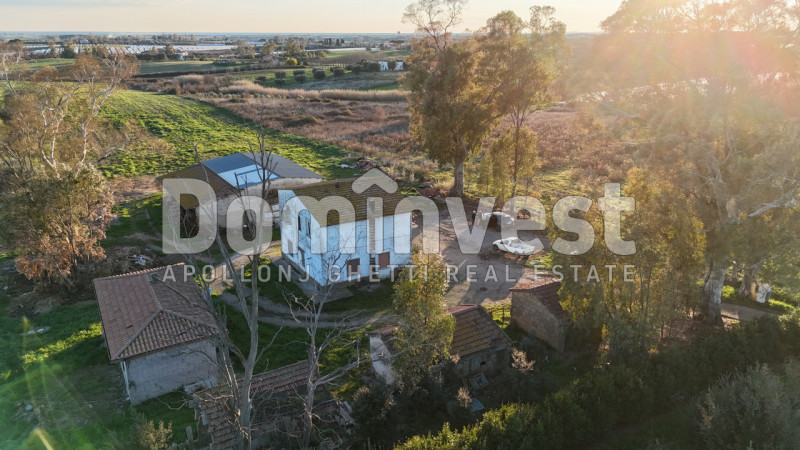 Immagine 7 di Rustico / casale in vendita  in STRADA PROVINCIALE PESCIA ROMANA a Capalbio
